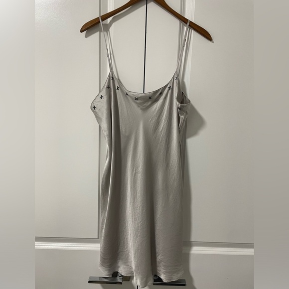 La SENZA 100% Silk Gray Chemise with Star Accents - Picture 1 of 3